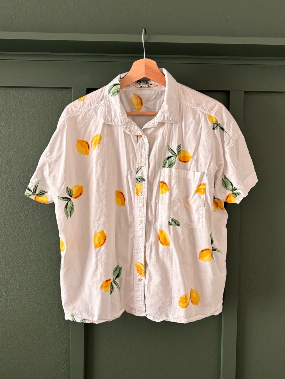 Fat Face White Short-Sleeve Button-Down Shirt with Yellow Lemon Print
